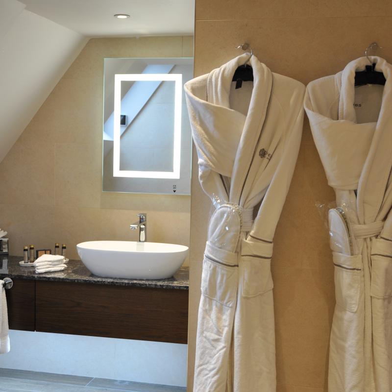 bedroom hotelroom luxuryaccomodation spabreak spahotel weekendaway marlowhotel henleyhotel